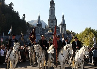 Pelerinage-des-gardians-Lourdes